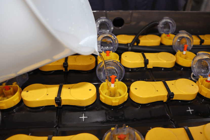 Water-Forklift-Battery